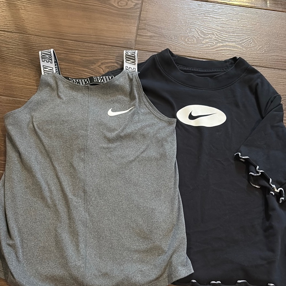 Nike Girls Bundle Size Small
